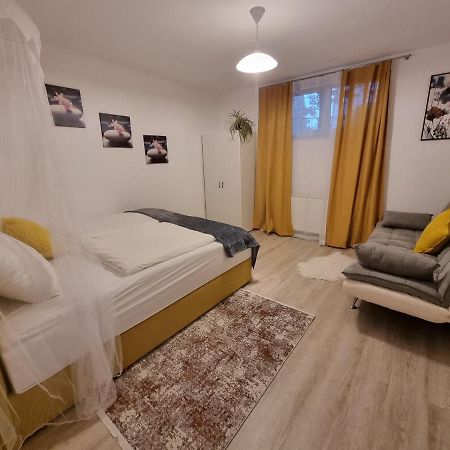 Cozy Nest Apartment Salzburg Bagian luar foto