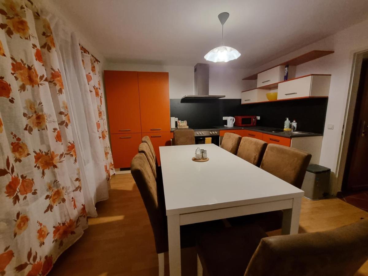 Cozy Nest Apartment Salzburg Bagian luar foto